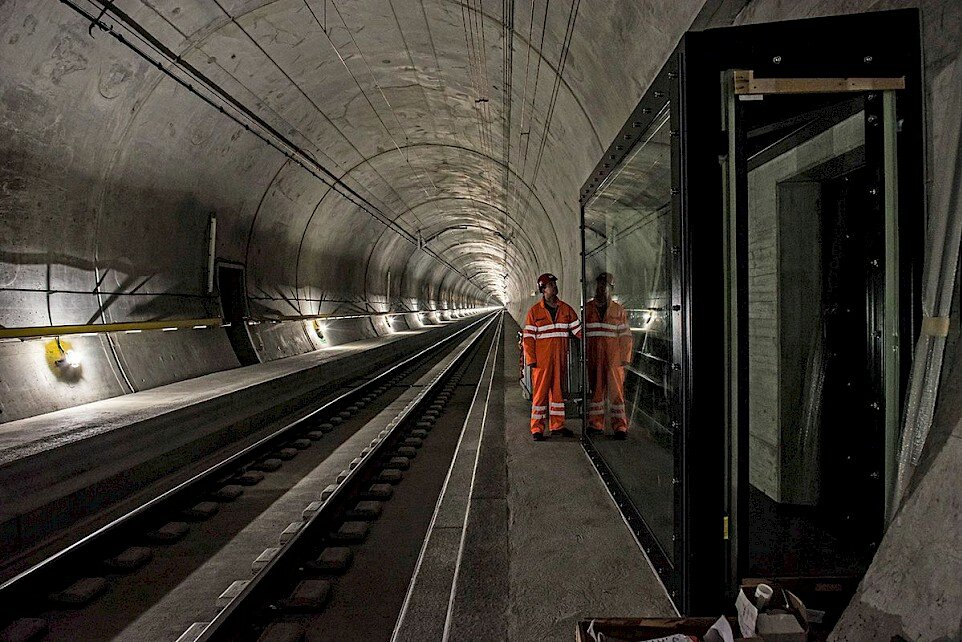 Besucherfenster in Amsteg © AlpTransit Gotthard AG